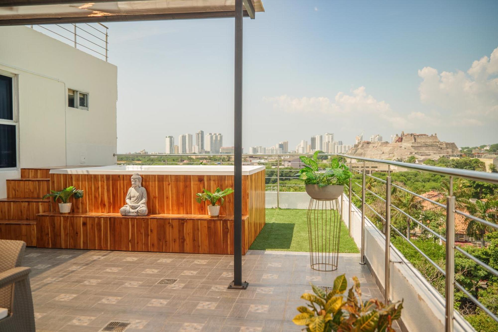 Bahia 79 Apartasuites Cerca Al Centro Cartagena Exterior photo