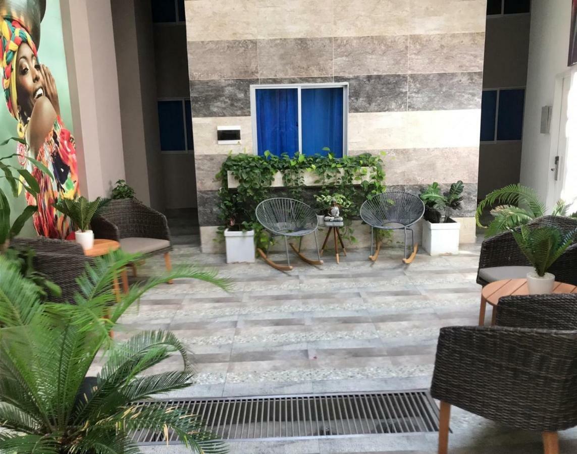 Bahia 79 Apartasuites Cerca Al Centro Cartagena Exterior photo